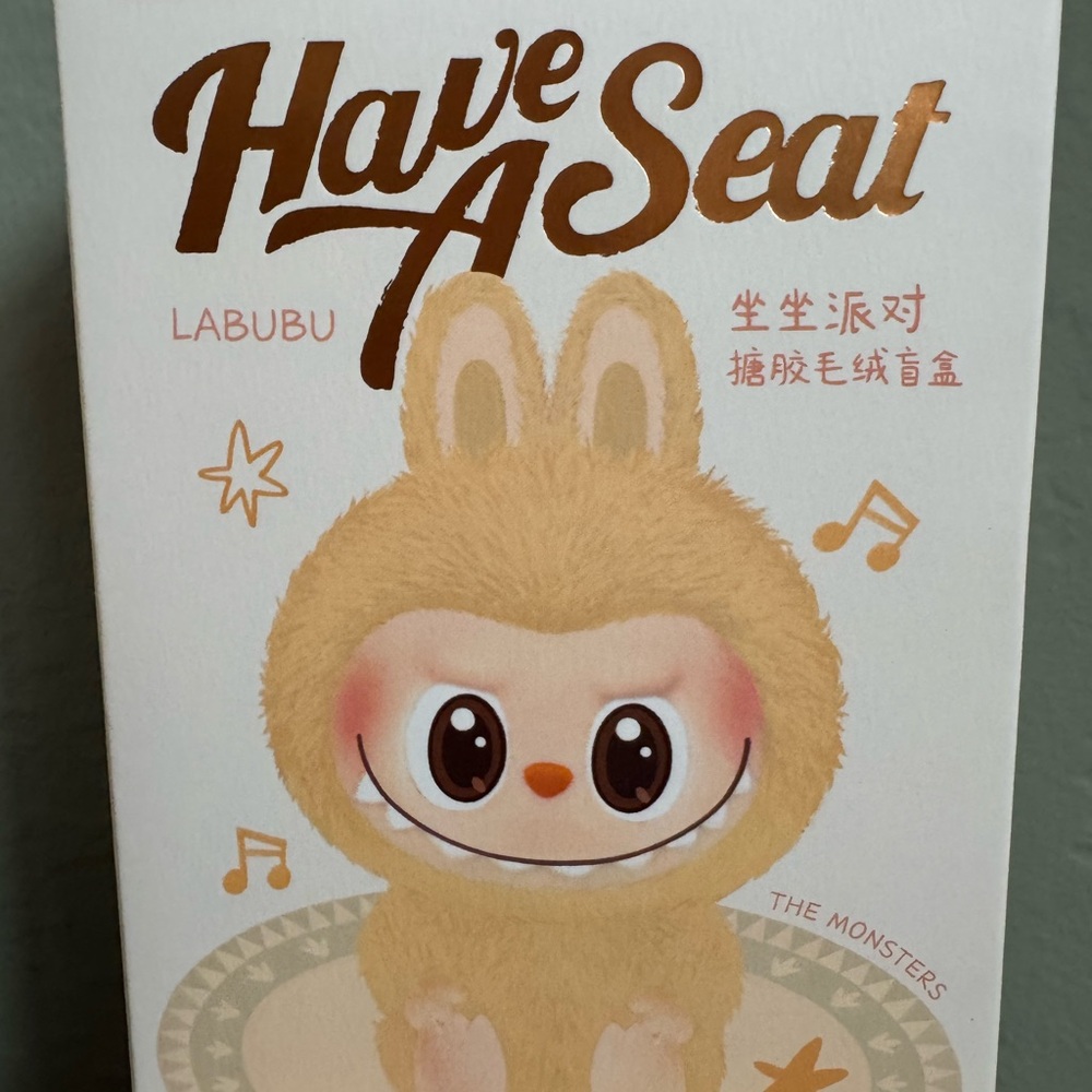 Labubu Have a Seat - BABA - Picture 3 of 4